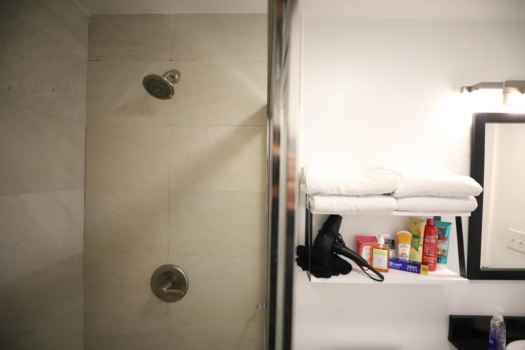 Appartement Family Pet Friendly 3 Minute Walk To Miami With Free Parking